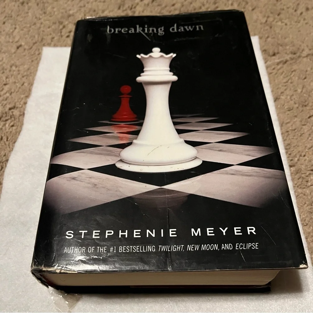 Stephanie Meyer Twilight Series: Breaking Dawn, hardcover
